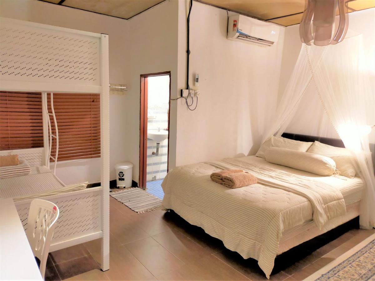 Dar Yasmine Motel Pantai Cenang  Esterno foto